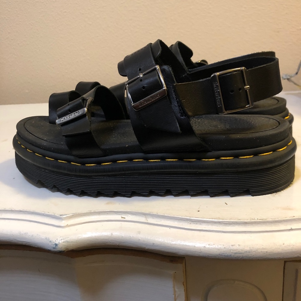 Dr. Martens Fynn Platform Sandals